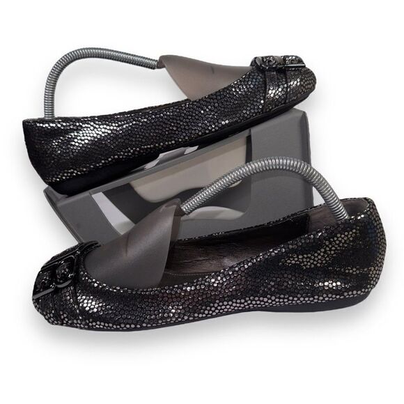 Calvin Klein Lilian Pebbled Black Metallic Flats Women's 8.5W - Picture 1 of 12